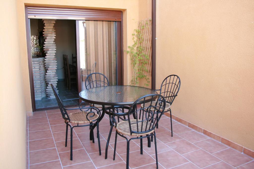 Apartahotel Al Alba Pozo Alcón Oda fotoğraf